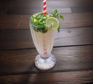 Virgin mojito non alcoholic
