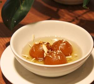 Gulab Jamun (3 Pcs)