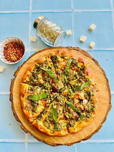 Florentine Pizza