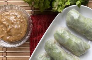 Fresh Rice Paper Spicy Tofu Rolls With Hot & Sweet Chilli Sauce ( 3 Rolls)