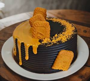 Biscoff Chocolate Truffle Cake (450Gms)