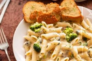 Veg Alfredo Pasta