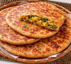Aloo paratha 3 plus Dai free