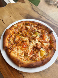 Peri-peri Chicken Pizza