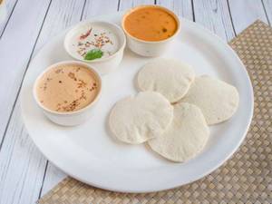 Idli [4 pieces]