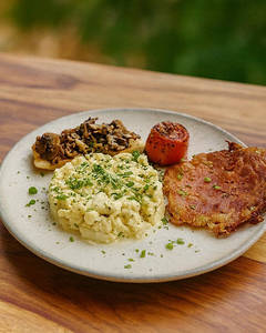 Garlic Mushroom & Scramble Plate