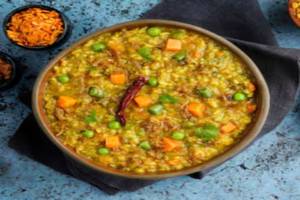 Mix Veg Dal Khichdi