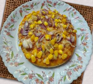 Delight Onion Corn Pizza