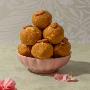 Besan Ladoo (Kg)