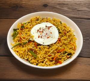 Steam Maggi with Maggi masala and egg pouch 