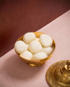 Rasgulla (4 Nos)