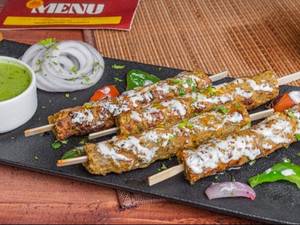 Afghani Seekh Kebab (04 Pcs)