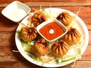 Steamed Fried Paneer Tikka Momos-6pcs