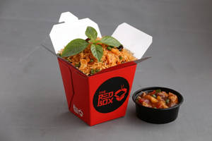 Chicken Thai Fried Rice & Shreded Chicken With Capsicum Gravy