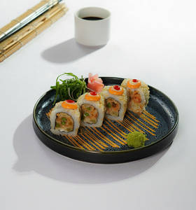 Asparagus Tempura Uramaki Roll