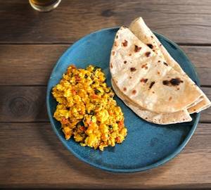 Paneer bhurji with  Butter{2 paratha}