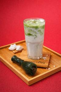 Coconut Matcha Latte