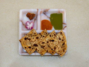 Desi Ghee Aloo Pyaaz Paratha ( 1 Pcs)