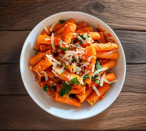 Red sauce pasta