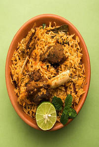 Hyderabadi Chicken Biryani Boneless