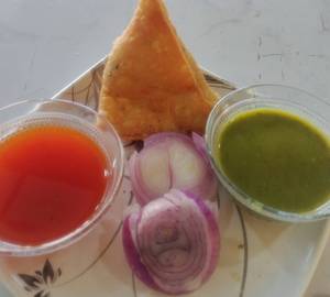 Aloo samosa [1 piece]