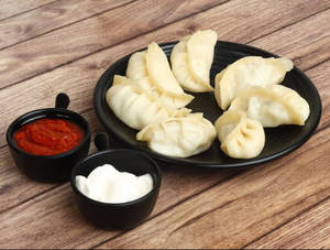 Steamed Paneer Momos-6pcs