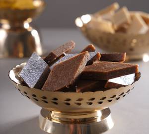Jaggery Cashew Burfi