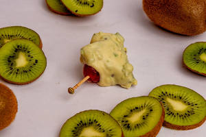 Kiwi Fruit Choco Maghai Masala Paan