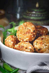 Sabudana Vada