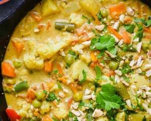 Sabzi Lachhedar Keema