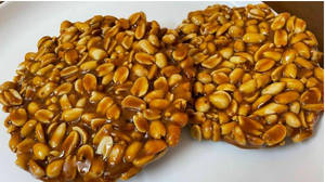 Jumbo Peanut Chikki 50Gms