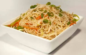 Veg. Hakka Noodle