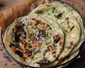 Methi Kulche