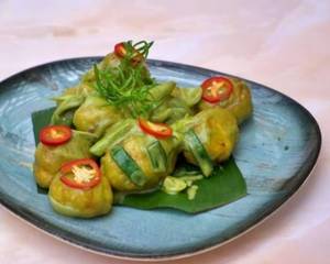 Aloo Nazakat