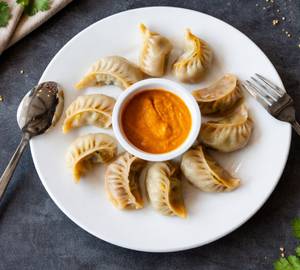 Veg steamed momos [7 pieces]