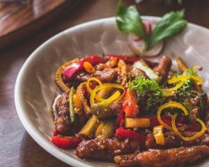 Baby Corn Twin Pepper Sauce