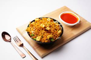 Paneer Fried Maggi