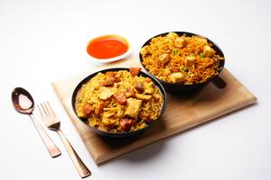 Single Egg Single Chicken Masala Maggi + Paneer Fried Maggi