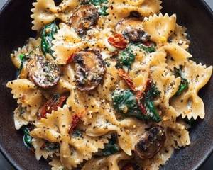Mushroom Spinach Pasta