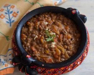 Dal Kolhapuri