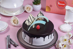 Choclate Vanilla Cake