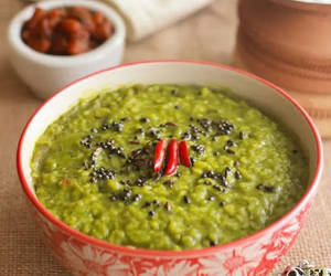 Palak Khichdi