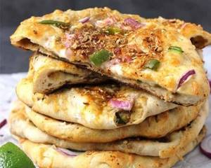 Veg Stuffed Kulche