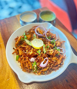 Chicken Ulli Pakoda