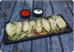 Paneer steamed momos