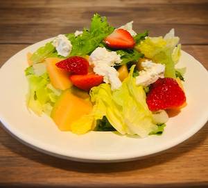 Red Green And White Salad