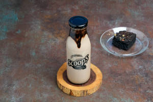 Nutella Brownie Crumble Milk Shake