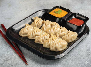Steamed Chicken Momos