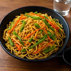 Veg Hakka Noodles