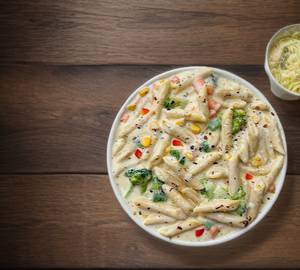 White Sauce Pasta